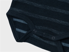 trykknaplukning for nemt bleskifte på mørkblå stribet body fra Name It 13236186 dark sapphire